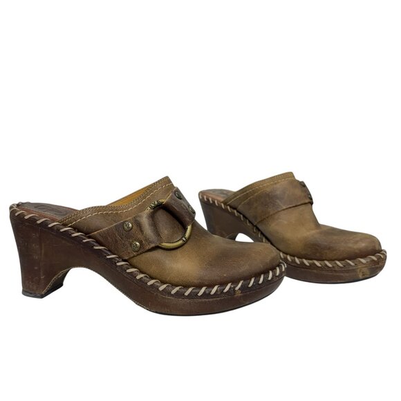 VTG Frye Charlotte Leather Distressed Brown Buckle Mules Clogs Women's size 8 - Picture 1 of 12